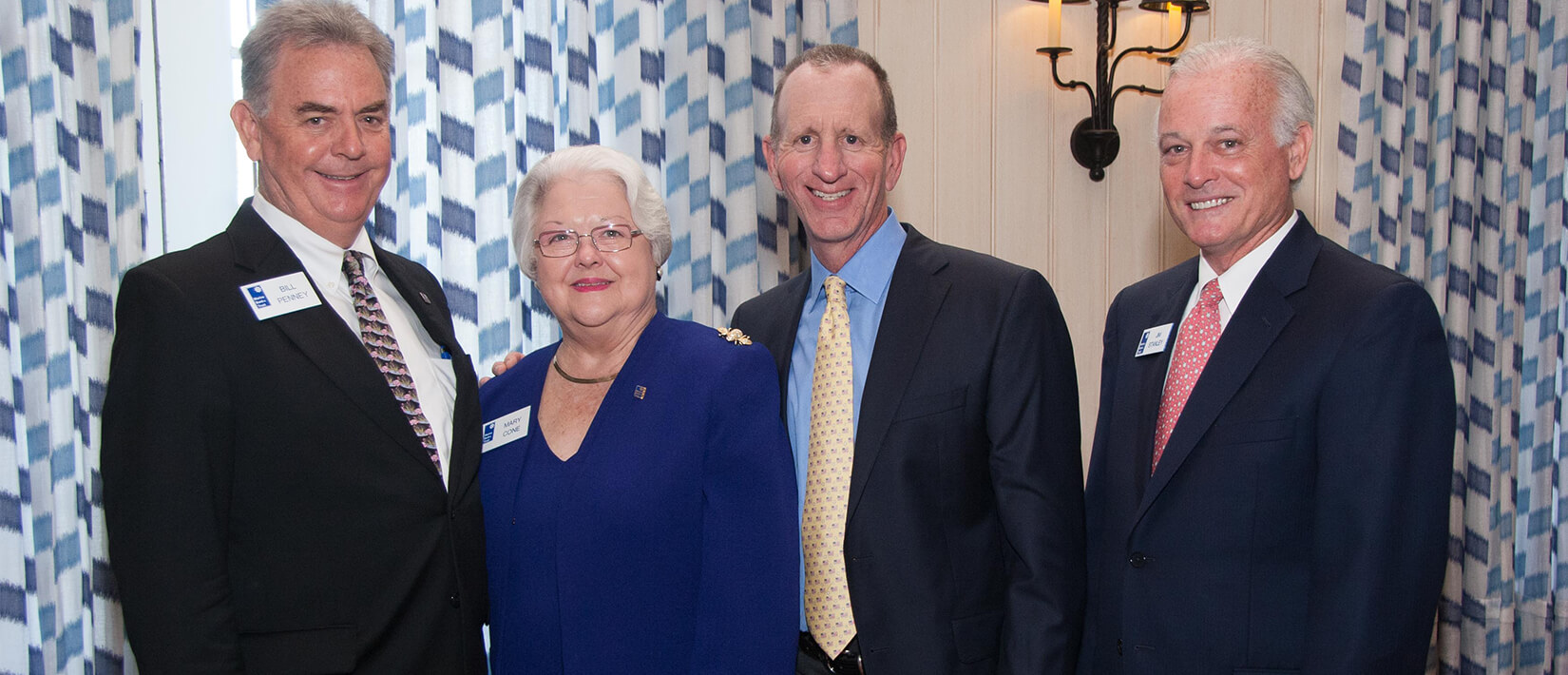 Marine Bank hosts a Luxury Home Market Seminar